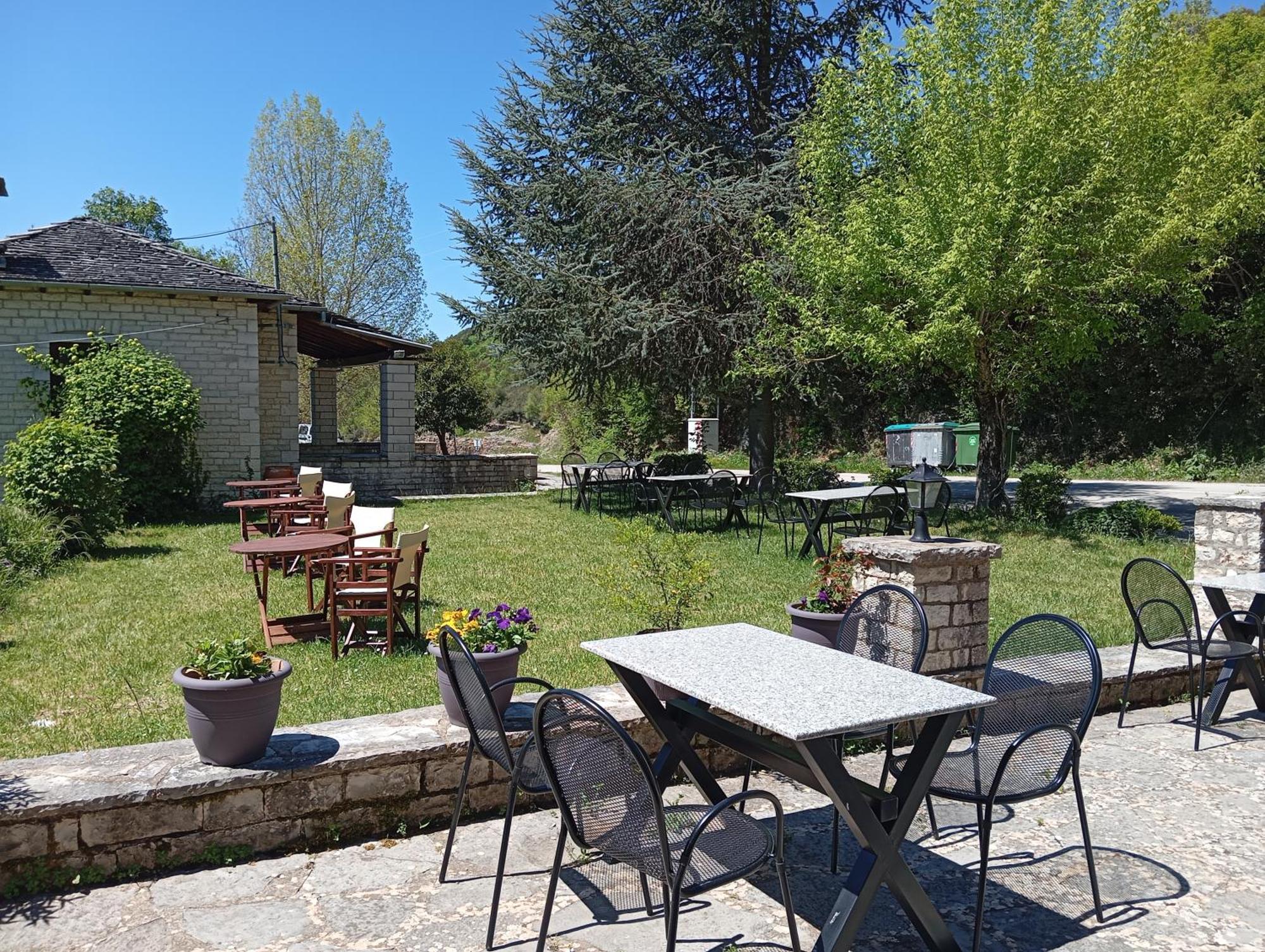 Andromachi'S Beloi Hotel Vitsa Zewnętrze zdjęcie